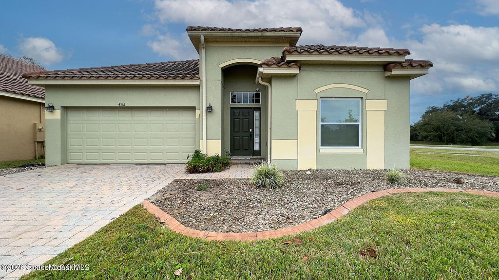 4367 Fitzroy Reef Drive, Mims, FL 32754