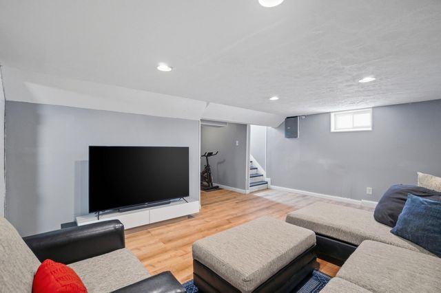 87 Coreta Drive, Florence, KY 41042