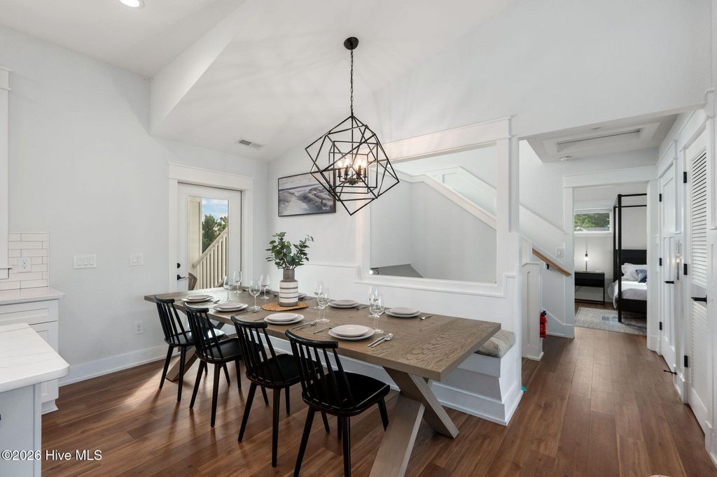 Image 11 of property listing at 768 Hunt Club Drive, Corolla, NC 27927