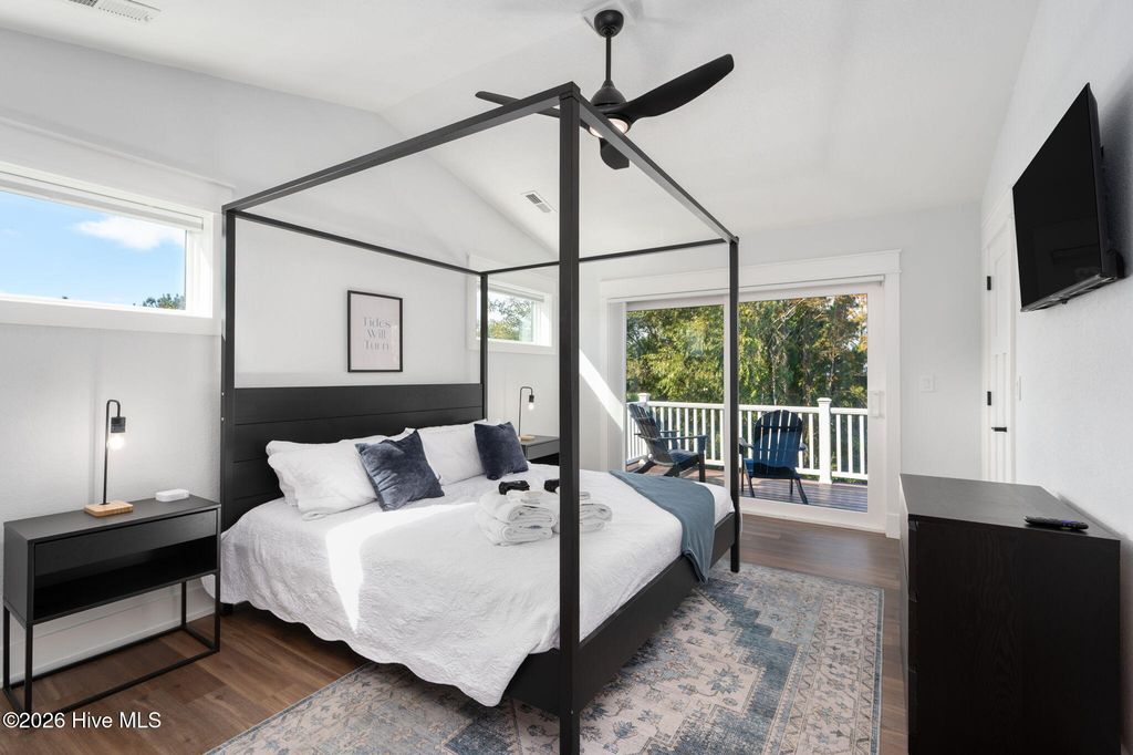 Image 22 of property listing at 768 Hunt Club Drive, Corolla, NC 27927