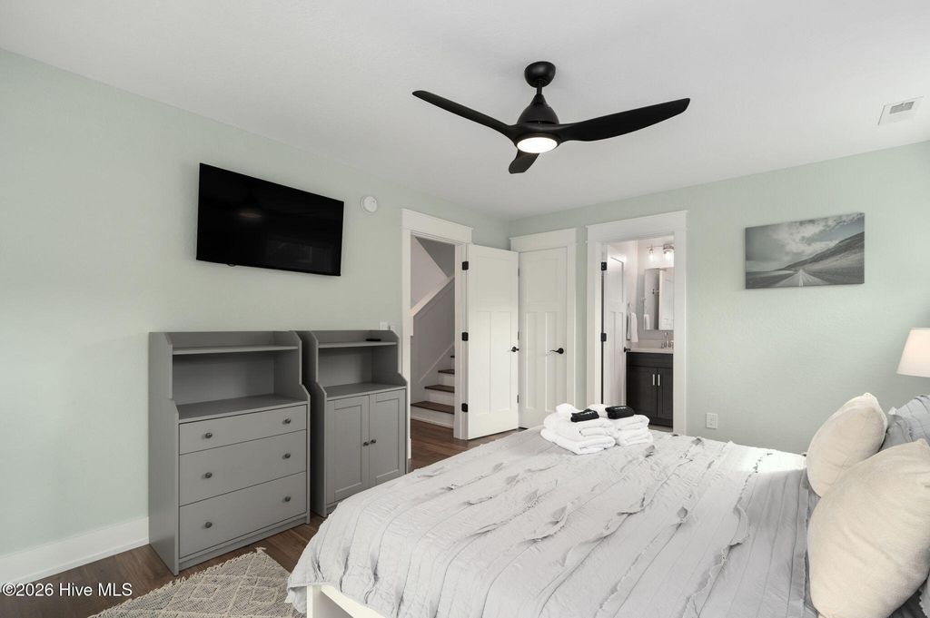 Image 32 of property listing at 768 Hunt Club Drive, Corolla, NC 27927