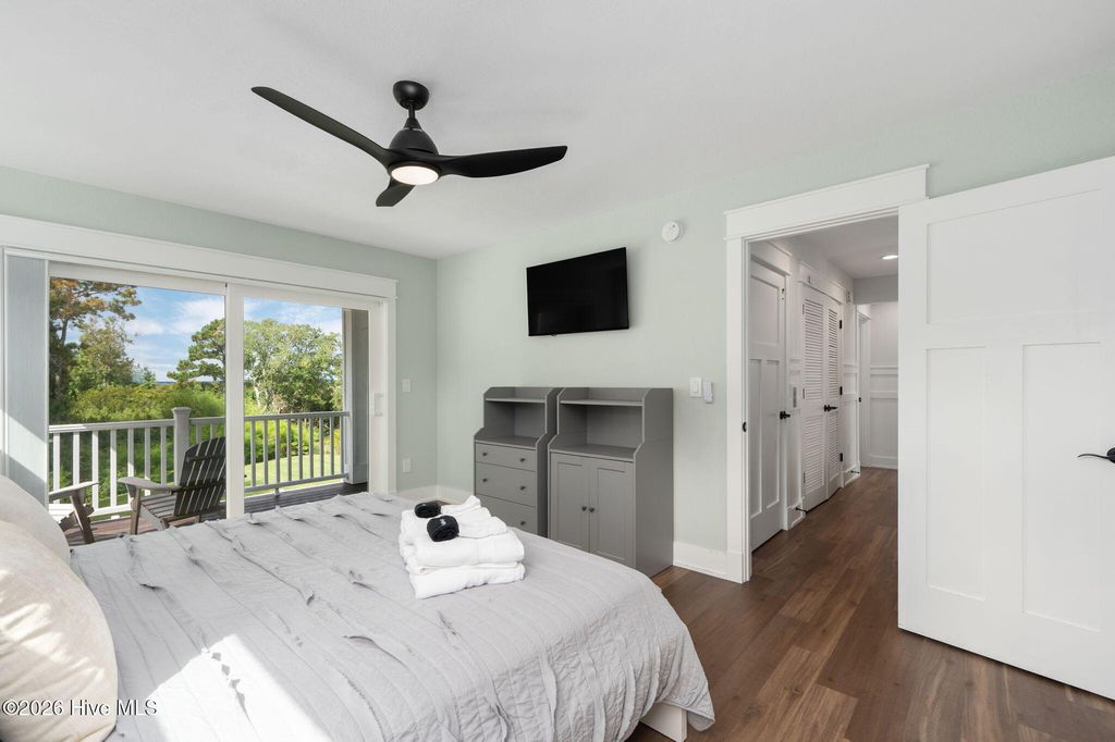 Image 34 of property listing at 768 Hunt Club Drive, Corolla, NC 27927