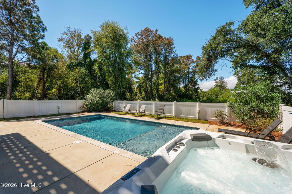 Image 62 of property listing at 768 Hunt Club Drive, Corolla, NC 27927