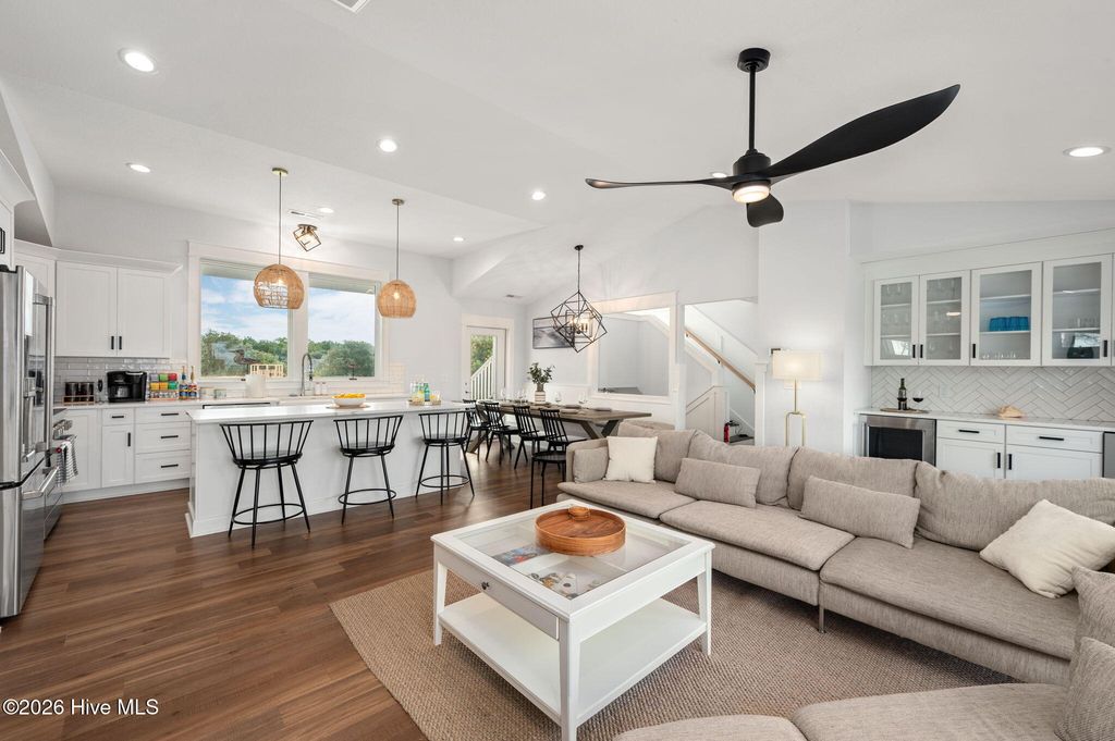 Image 9 of property listing at 768 Hunt Club Drive, Corolla, NC 27927