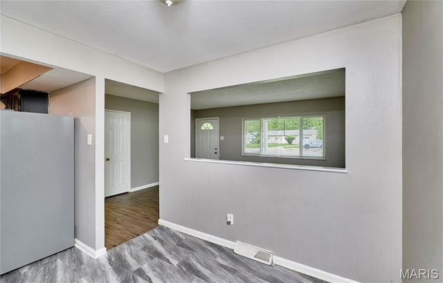 10132 Cavalier Court, St Louis, MO 63136
