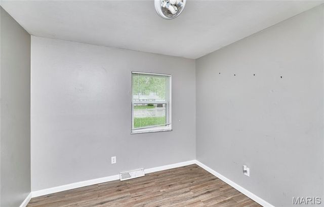 10132 Cavalier Court, St Louis, MO 63136