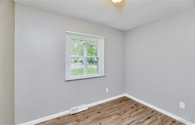 10132 Cavalier Court, St Louis, MO 63136