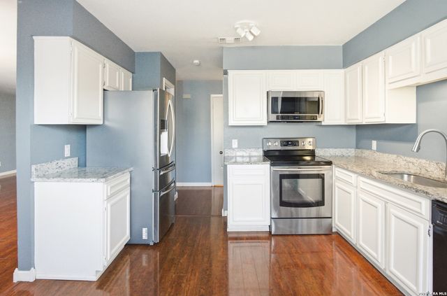 7711 Callaghan Rd Apt 404, San Antonio, TX 78229