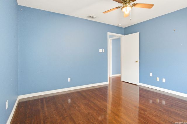 7711 Callaghan Rd Apt 404, San Antonio, TX 78229