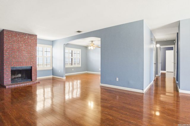 7711 Callaghan Rd Apt 404, San Antonio, TX 78229