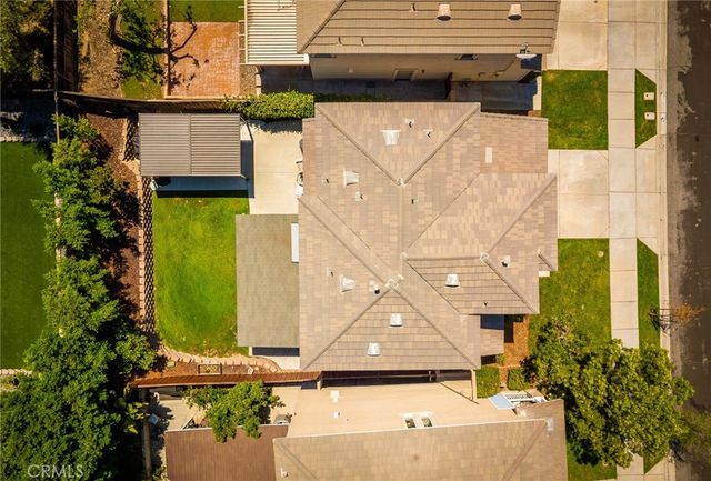 33320 Wallace Way, Yucaipa, CA 92399