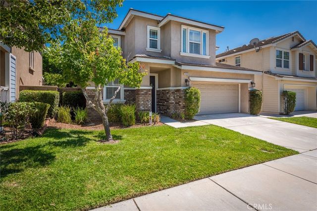 33320 Wallace Way, Yucaipa, CA 92399