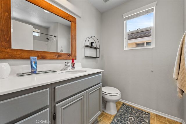 33320 Wallace Way, Yucaipa, CA 92399