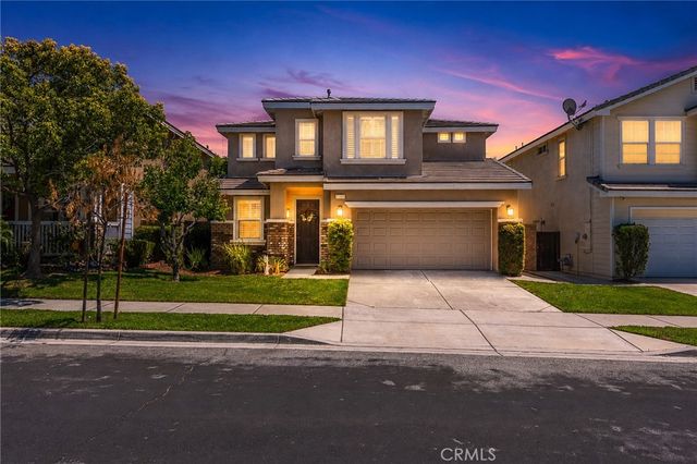 33320 Wallace Way, Yucaipa, CA 92399