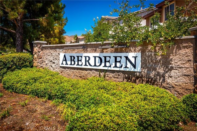33320 Wallace Way, Yucaipa, CA 92399