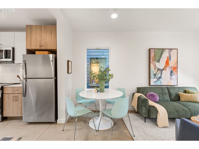 9971 Se Cottage Ln 7, Milwaukie, OR 97222