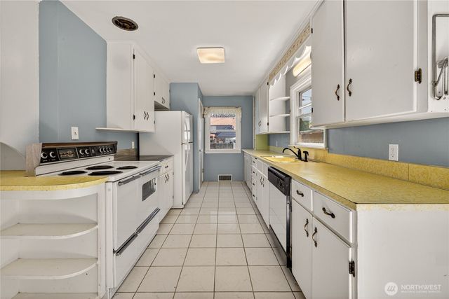 405 Pioneer Drive, Wenatchee, WA 98801