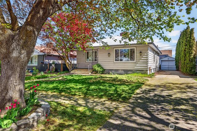 405 Pioneer Drive, Wenatchee, WA 98801