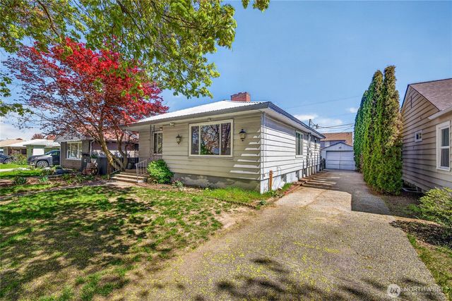 405 Pioneer Drive, Wenatchee, WA 98801