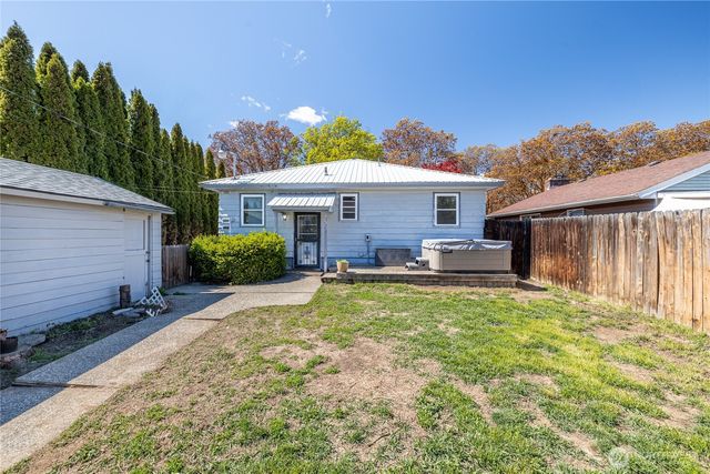 405 Pioneer Drive, Wenatchee, WA 98801