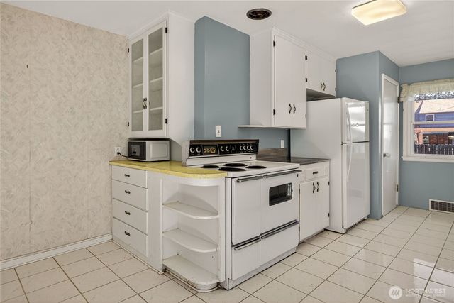 405 Pioneer Drive, Wenatchee, WA 98801