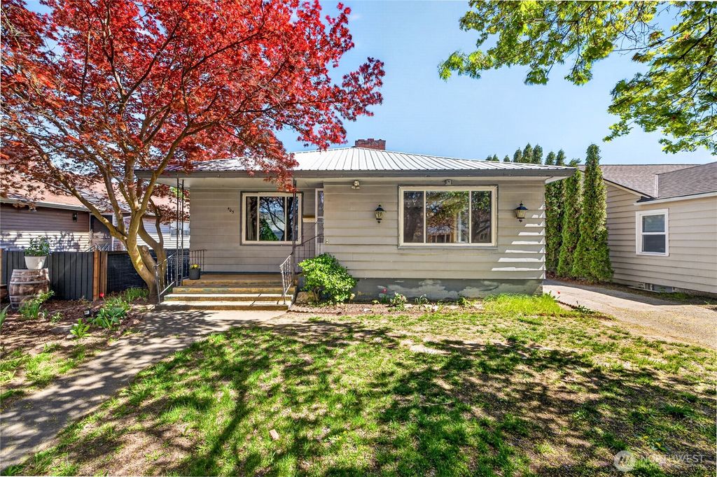 405 Pioneer Drive, Wenatchee, WA 98801