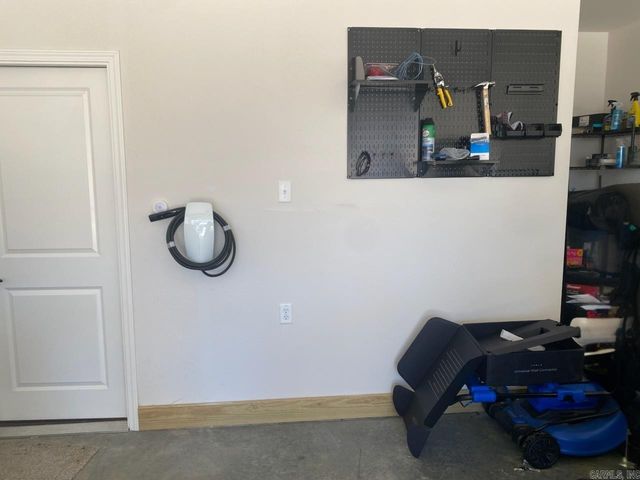 1408 Woolridge Drive, Benton, AR 72019