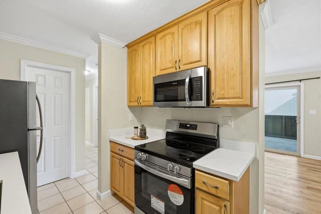 340 Auburn Way 19, San Jose, CA 95129