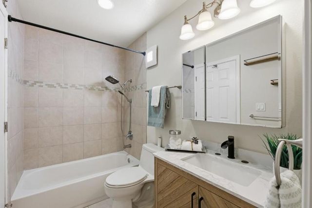 340 Auburn Way 19, San Jose, CA 95129