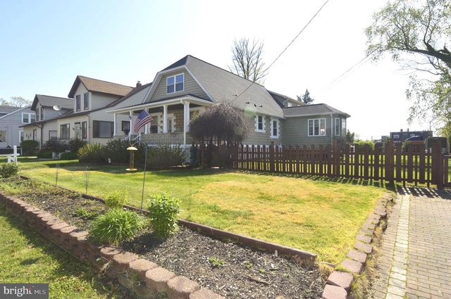 7703 CHESTNUT AVE, Baltimore, MD 21234