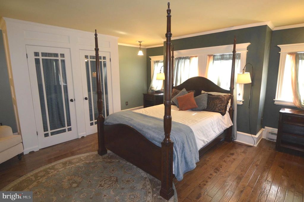 Image 25 of property listing at 7703 CHESTNUT AVE, Baltimore, MD 21234