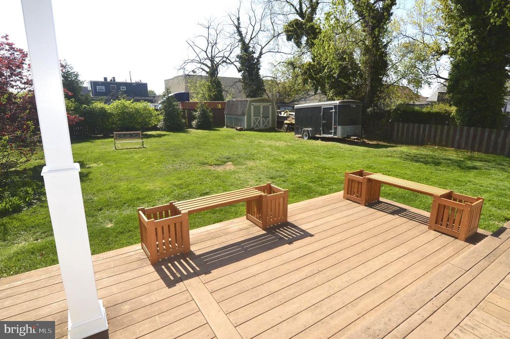 Image 33 of property listing at 7703 CHESTNUT AVE, Baltimore, MD 21234