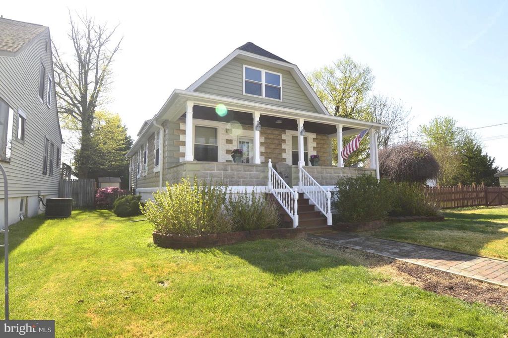 Image 42 of property listing at 7703 CHESTNUT AVE, Baltimore, MD 21234