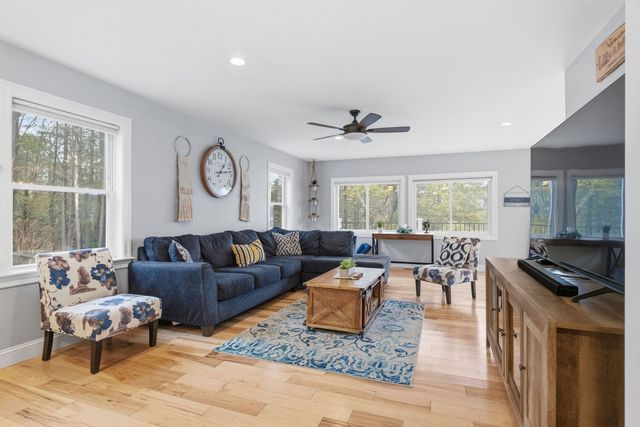 57 Leatherstocking Lane, Gilmanton, NH 03237