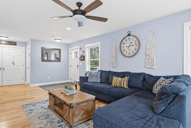 57 Leatherstocking Lane, Gilmanton, NH 03237
