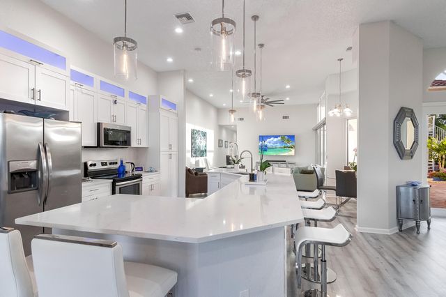 10726 Greenbriar Villa Drive, Lake Worth, FL 33449