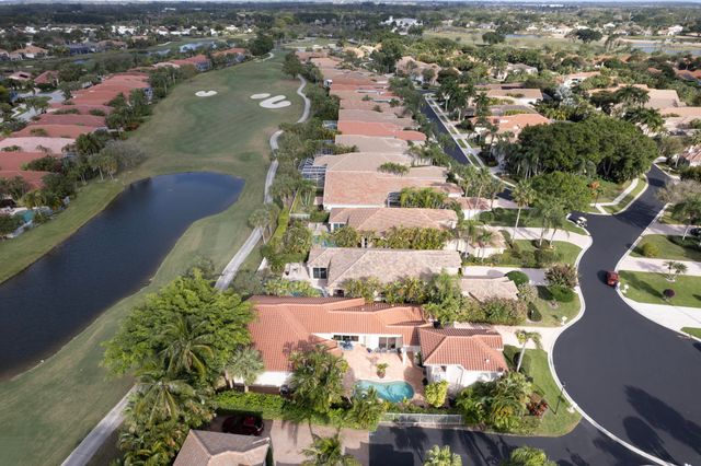 10726 Greenbriar Villa Drive, Lake Worth, FL 33449