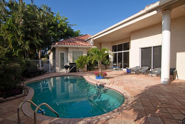 10726 Greenbriar Villa Drive, Lake Worth, FL 33449