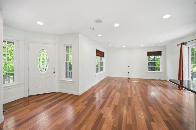 66 Tibbetts Road, Fremont, NH 03044