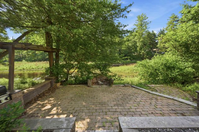 66 Tibbetts Road, Fremont, NH 03044