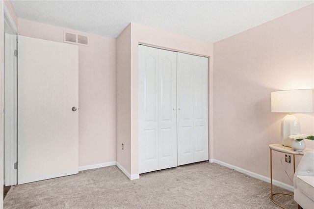 2 Flower Dale Drive, Greece, NY 14626