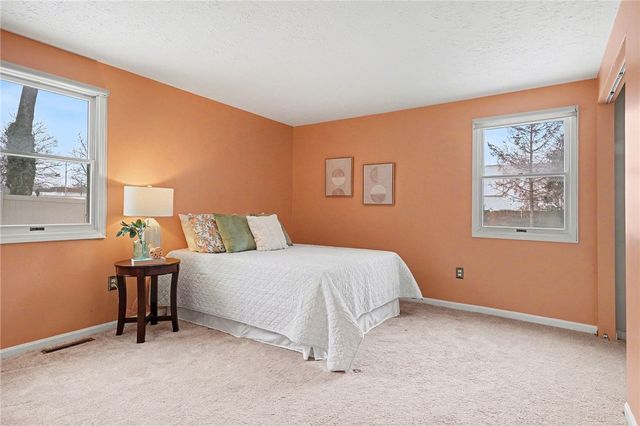 2 Flower Dale Drive, Greece, NY 14626