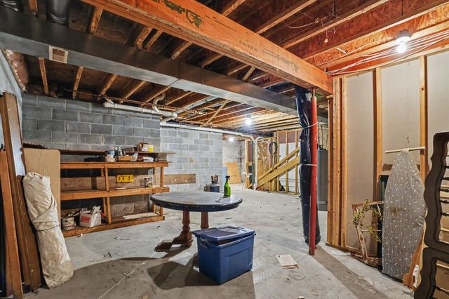 1946 Nazareth Road, Kalamazoo Twp, MI 49048