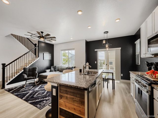 5484 Blue Lunar Ln, Castle Rock, CO 80104
