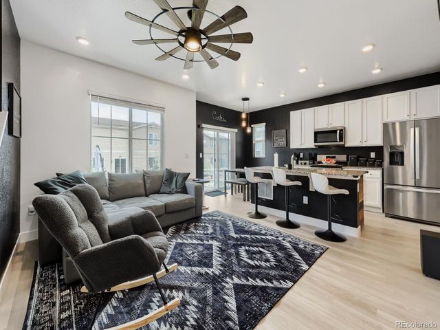 5484 Blue Lunar Ln, Castle Rock, CO 80104