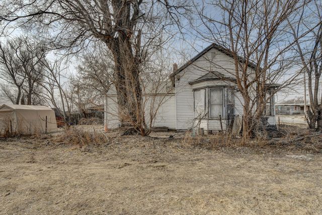 1121 AVENUE B, Council Bluffs, IA 51501