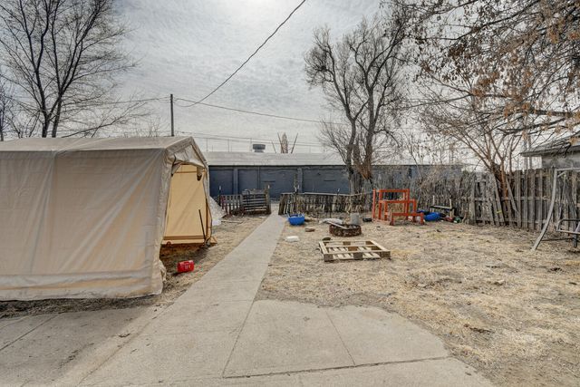 1121 AVENUE B, Council Bluffs, IA 51501