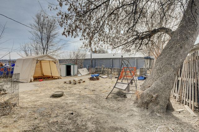 1121 AVENUE B, Council Bluffs, IA 51501