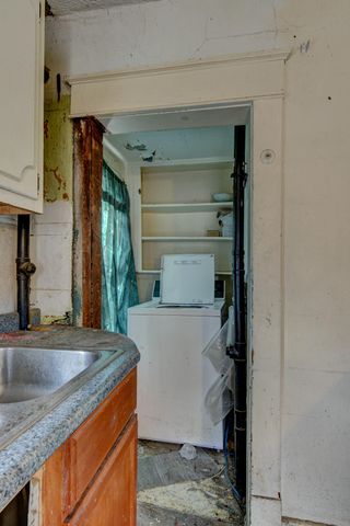 1121 AVENUE B, Council Bluffs, IA 51501