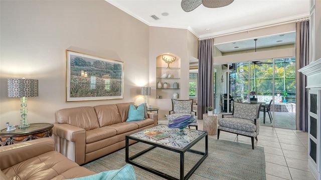 7928 SUNTREE GLEN, Bradenton, FL 34202